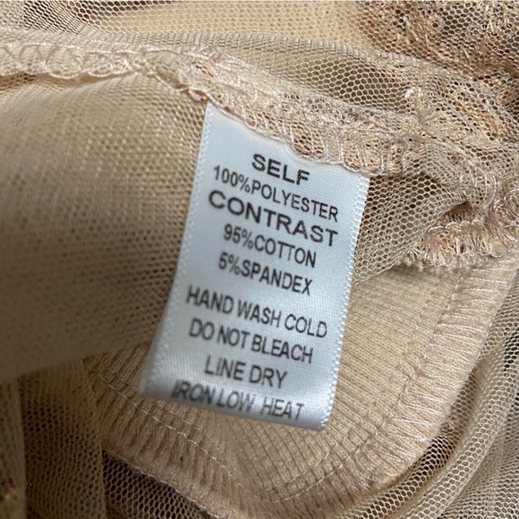 Windsor Tan Mesh Sequin Embellished Jacket Size S Gold Zipper Party Sparkle Fun - Picture 7 of 10